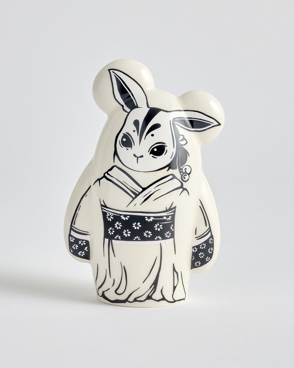 geisha bunny (iwasaki)