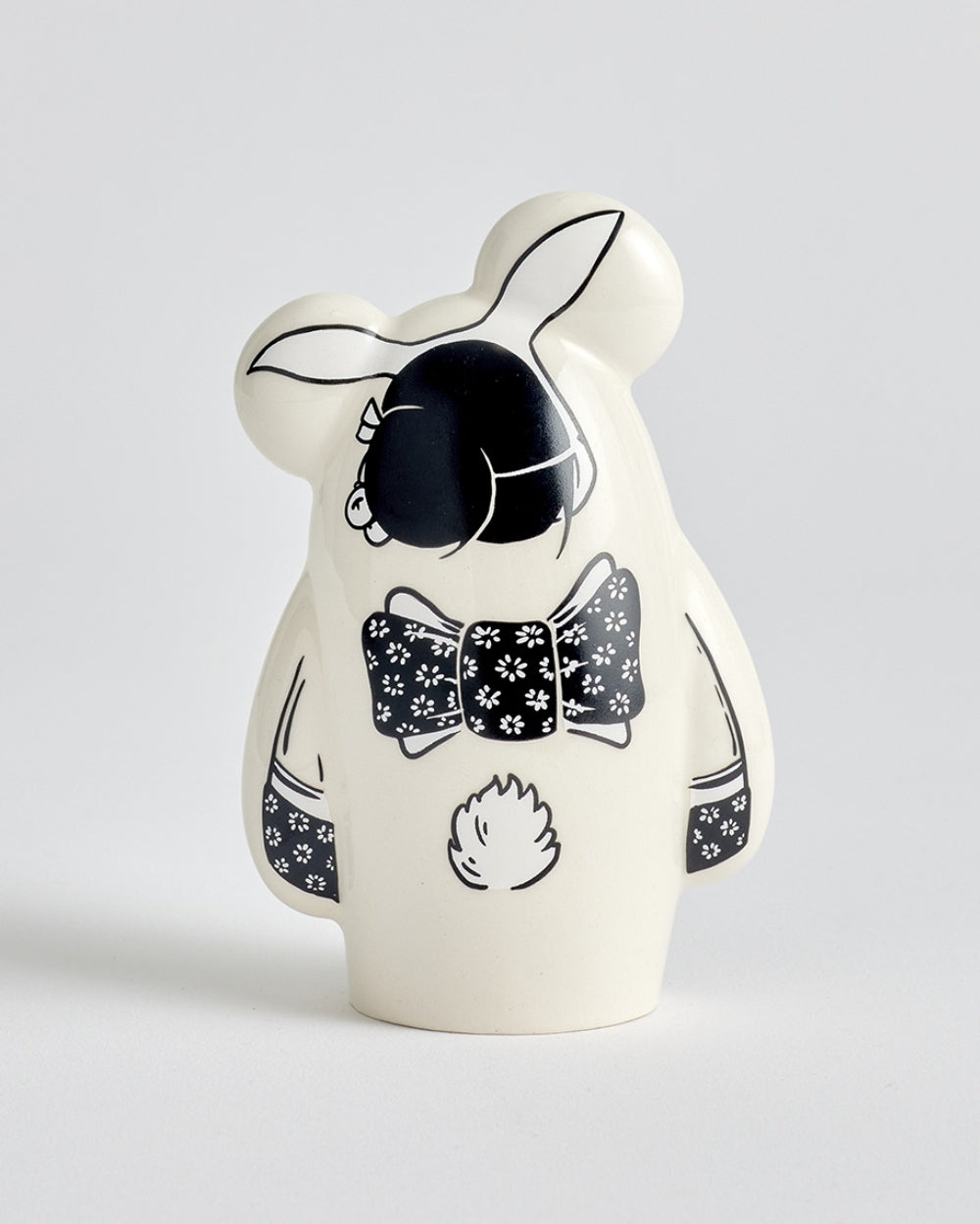 geisha bunny (iwasaki)